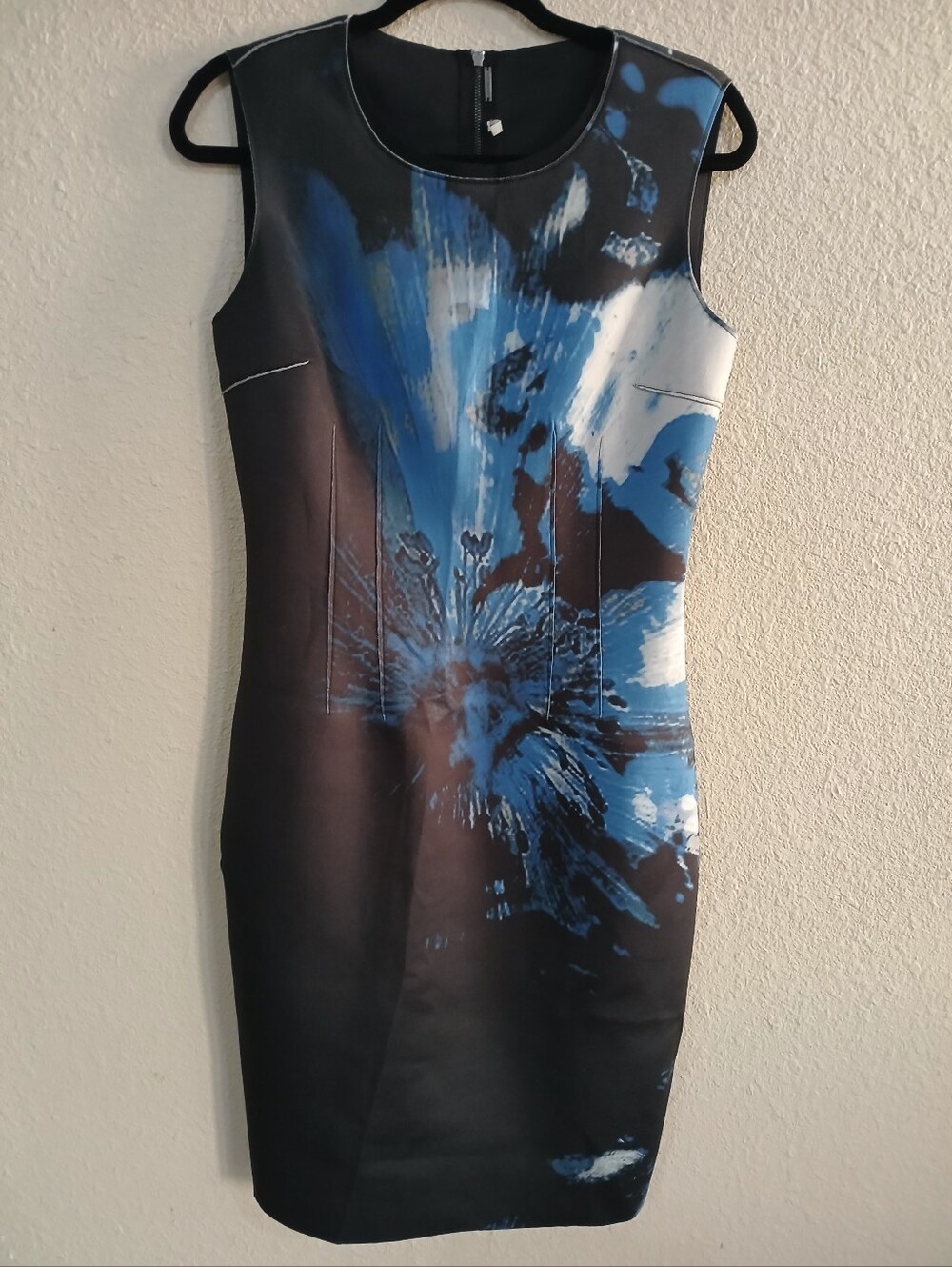 Elie Tahari Sleeveless Dress